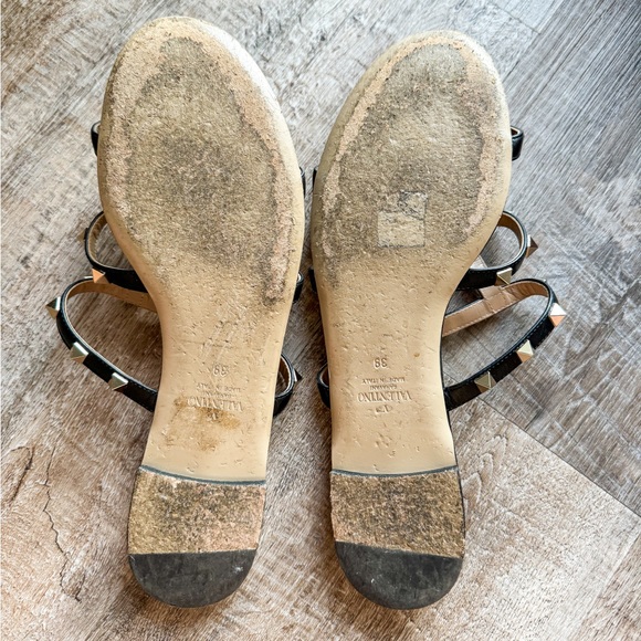 Valentino ROCKSTUD FLAT SLIDE SANDAL - Picture 4 of 5